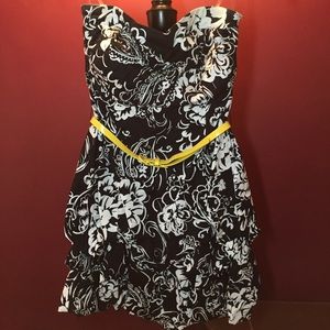 Speckers floral dress